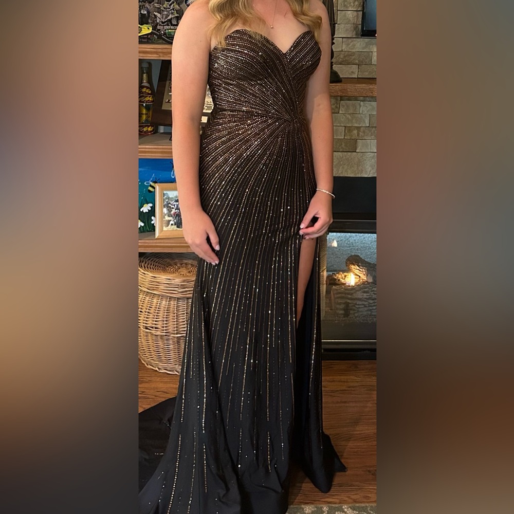 Sherri Hill prom dress.